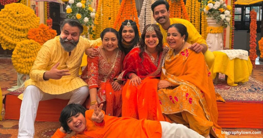 Ayesha Khan family