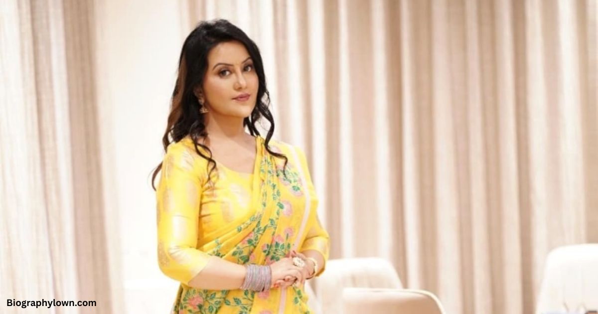 amruta fadnavis education